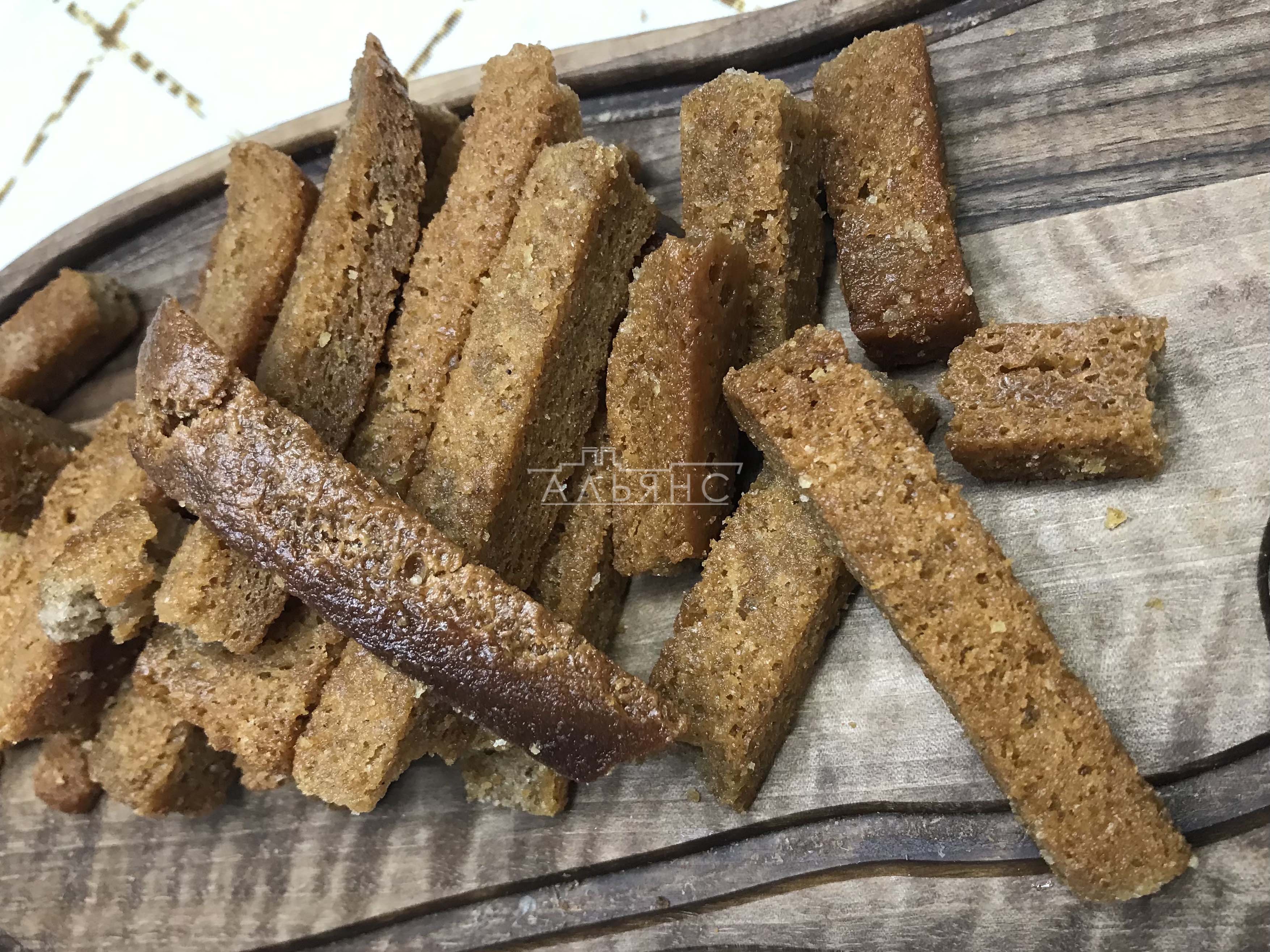 Деревенские гренки с чесноком в Чертаново