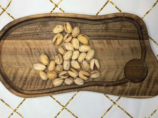 Оленина вяленая (строганина): Фисташка иранская натуральная жар/сол