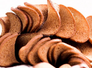 Ведро Ржаные гренки с малосольным огурчиком: Ресторанные гренки с чесноком