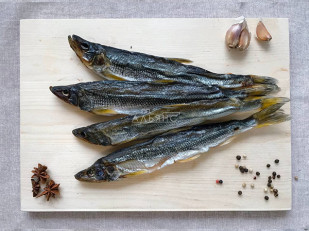 Вобла вяленая астраханская крупная: Корюшка вяленая без икры