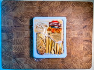 Чичарроны со вкусом сметаны и лука: Сыр Чечил АССОРТИ 150гр