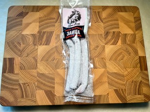 Другие закуски: Колбаски сыровяленые Mini Fuet 