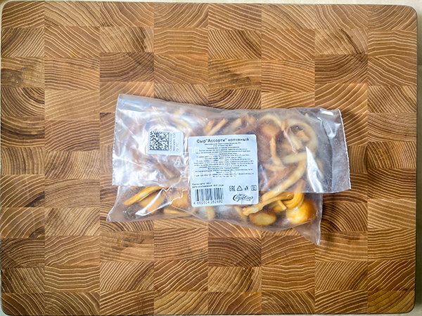 Сыр 150 гр ГОРНЫЙ СЫРОВАР (Ассорти копчёный) в Чертаново